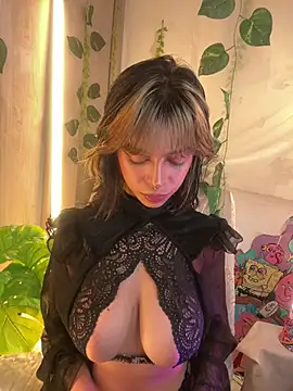 Kitty arts online show from March 3, 2025, 12:01 am