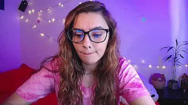 Lu perez online show from November 8, 2025, 8:56 pm