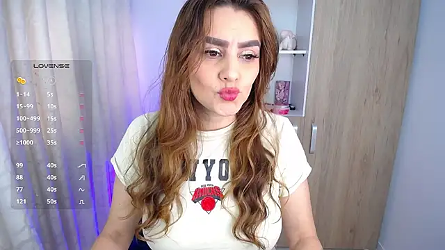 Snapshot of Lu_perez chatting on April 28, 2026, 1:48 pm Lu perez online show from April 28, 2026, 1:48 pm