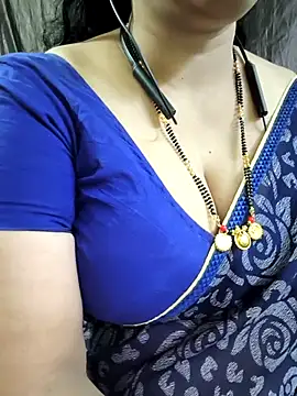 bhuvana555 online show from May 15, 2026, 4:43 am