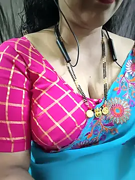 bhuvana555 online show from May 7, 2026, 5:22 am