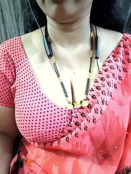 bhuvana555 online show from May 16, 2026, 5:01 pm