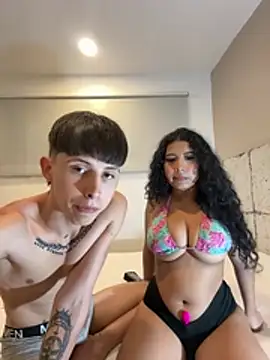 G Poseidon y Cloe online show from December 21, 2024, 12:09 am