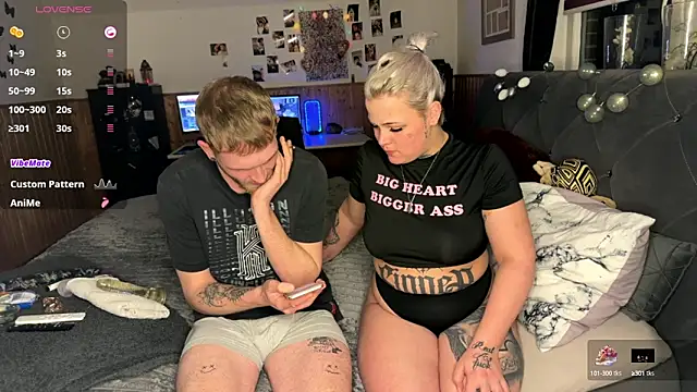 Snapshot of elina_may chatting on February 22, 2025, 8:42 pm elina may online show from February 22, 2025, 8:42 pm