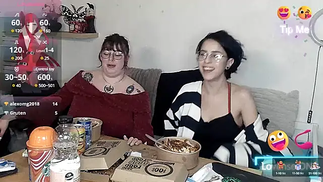 Snapshot of LisandreLaVenale chatting on February 2, 2025, 10:06 pm LisandreLaVenale online show from February 2, 2025, 10:06 pm