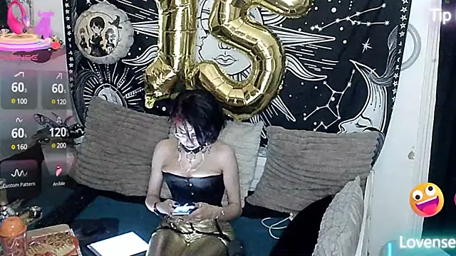 Snapshot of LisandreLaVenale chatting on March 13, 2025, 8:32 pm LisandreLaVenale online show from March 13, 2025, 8:32 pm