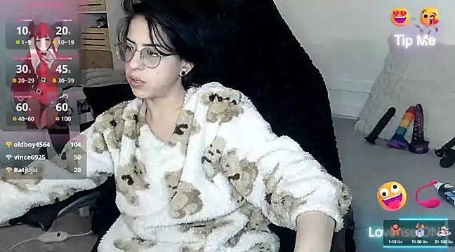 Snapshot of LisandreLaVenale chatting on February 3, 2025, 1:41 am LisandreLaVenale online show from February 3, 2025, 1:41 am