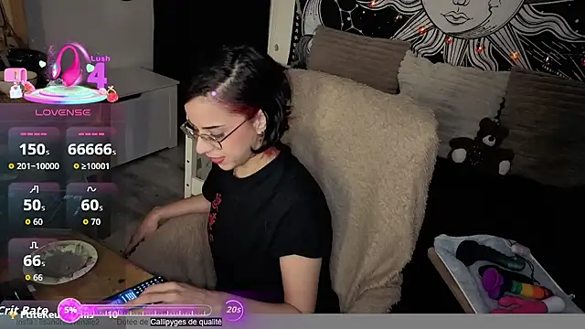 Snapshot of LisandreLaVenale chatting on September 17, 2025, 10:12 pm LisandreLaVenale online show from September 17, 2025, 10:12 pm