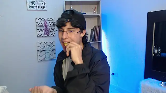 Jeam hot online show from January 20, 2025, 9:32 pm