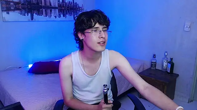 Jeam hot online show from March 2, 2025, 1:04 am