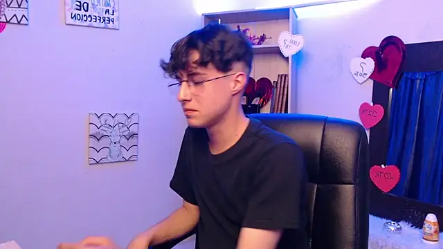 Jeam hot online show from March 13, 2025, 9:26 pm