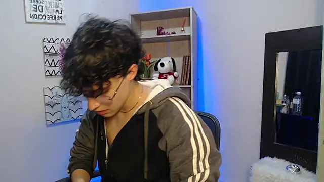 Jeam hot online show from January 25, 2025, 8:53 pm