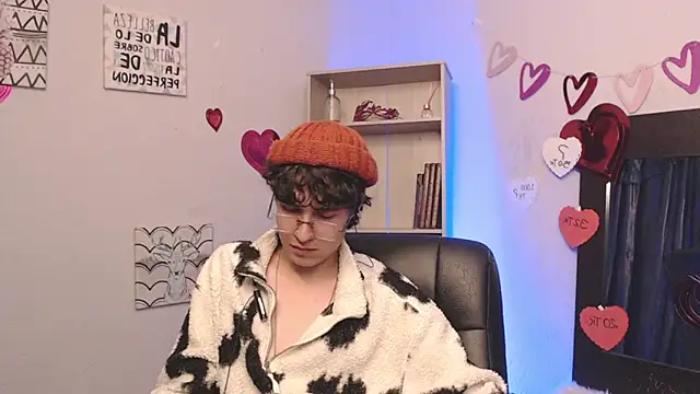 Jeam hot online show from March 4, 2025, 11:54 pm