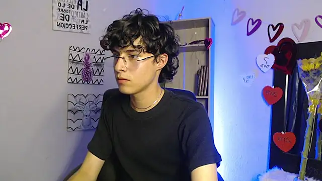 Jeam hot online show from February 20, 2025, 10:04 pm