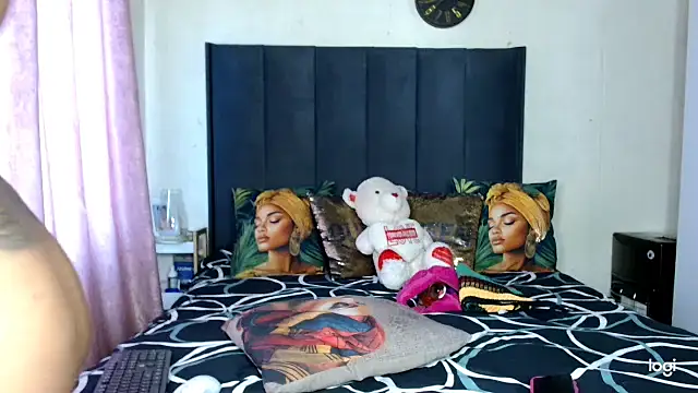 Snapshot of quenliyasa chatting on January 8, 2026, 3:29 pm quenliyasa online show from January 8, 2026, 3:29 pm