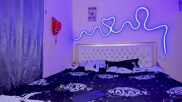 Snapshot of dafnezahiraa_ chatting on September 20, 2025, 5:01 am dafnezahiraa online show from September 20, 2025, 5:01 am