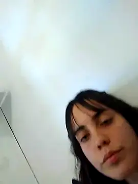 lucylovles online show from December 4, 2024, 2:20 pm