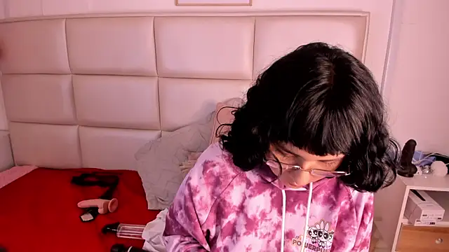 Snapshot of Haru_Bonny chatting on December 16, 2024, 10:08 am Haru Bonny online show from December 16, 2024, 10:08 am