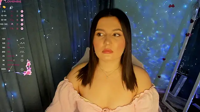 Snapshot of Lei_White chatting on November 11, 2025, 7:30 pm Lei White online show from November 11, 2025, 7:30 pm