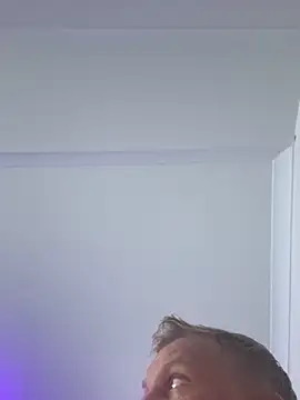 Snapshot of aus_guy93 chatting on March 3, 2026, 7:21 pm aus guy93 online show from March 3, 2026, 7:21 pm