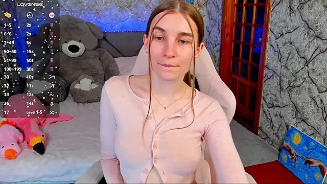  flowersweeet  online show from May 19, 2026, 9:22 pm