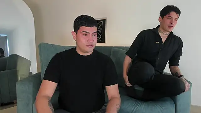 MatheoVelez online show from February 25, 2025, 1:43 pm