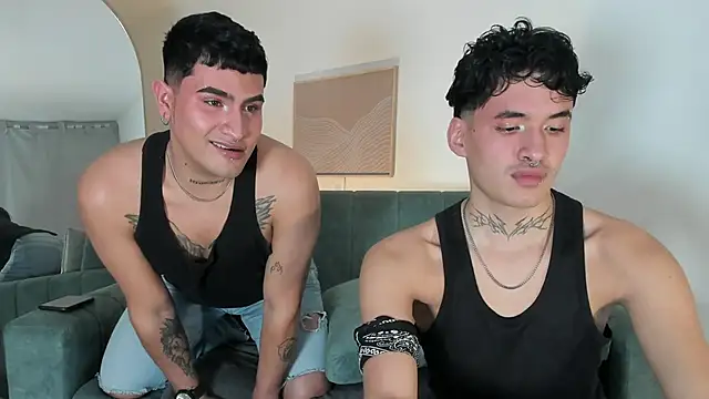 MatheoVelez online show from March 3, 2025, 2:44 am