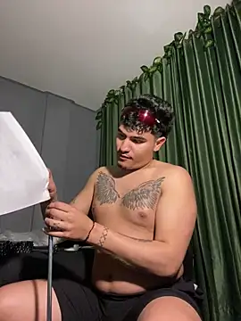 MatheoVelez online show from September 10, 2025, 1:15 am