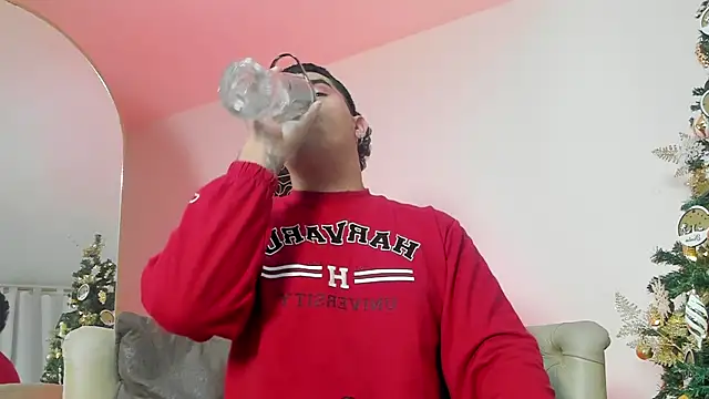 MatheoVelez online show from December 27, 2024, 3:20 am