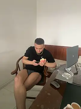 Snapshot of ShaoZian_1 chatting on February 25, 2026, 7:52 am ShaoZian 1 online show from February 25, 2026, 7:52 am