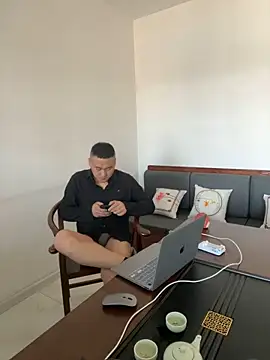 Snapshot of ShaoZian_1 chatting on October 23, 2025, 2:32 am ShaoZian 1 online show from October 23, 2025, 2:32 am