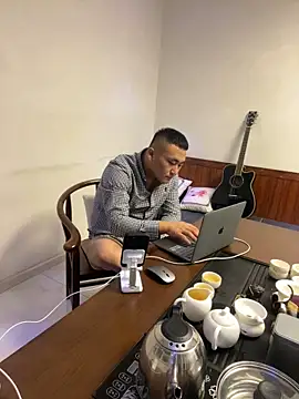 Snapshot of ShaoZian_1 chatting on November 7, 2025, 4:33 pm ShaoZian 1 online show from November 7, 2025, 4:33 pm