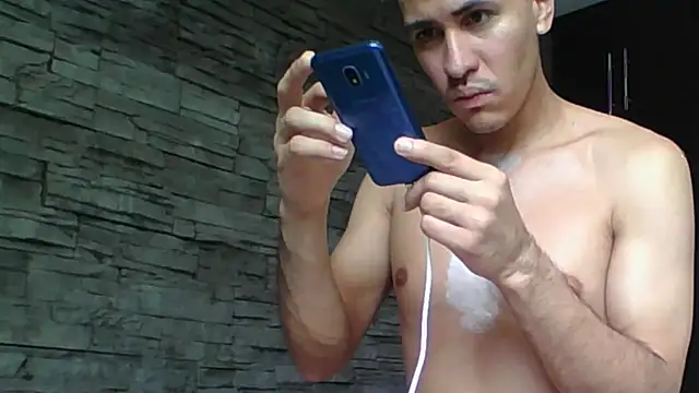 Snapshot of Sexylatin64 chatting on May 29, 2026, 3:51 pm Sexylatin64 online show from May 29, 2026, 3:51 pm
