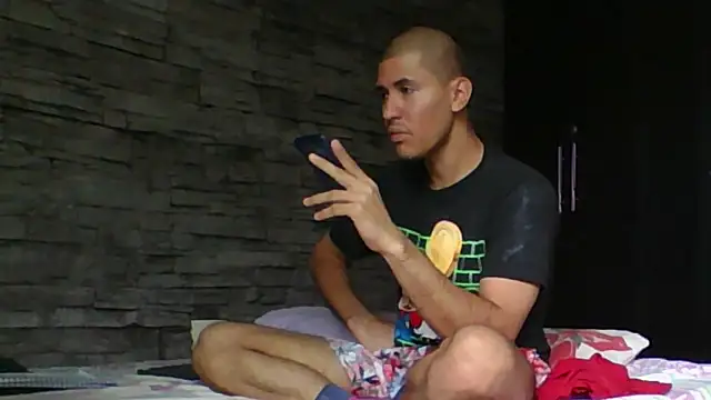 Snapshot of Sexylatin64 chatting on February 13, 2026, 3:12 pm Sexylatin64 online show from February 13, 2026, 3:12 pm