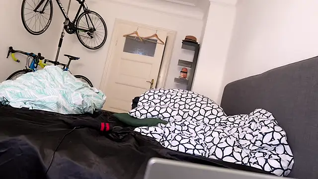 LIVEcamCUMDADDY online show from January 1, 2025, 8:13 am