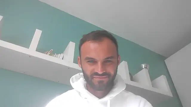 Snapshot of Thib0169 chatting on October 19, 2025, 10:51 am Thib0169 online show from October 19, 2025, 10:51 am