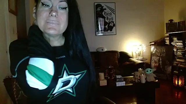 Snapshot of mandaloriangirls chatting on November 10, 2025, 7:30 pm mandaloriangirls online show from November 10, 2025, 7:30 pm