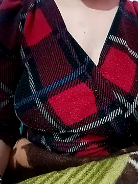 Snapshot of Mahi_Baby25 chatting on December 14, 2025, 5:07 pm Mahi Baby25 online show from December 14, 2025, 5:07 pm