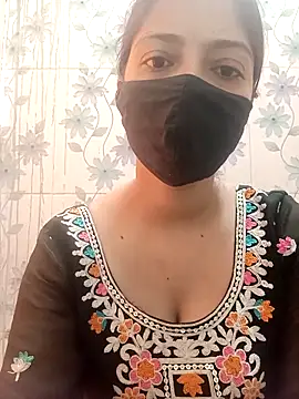 Snapshot of Mahi_Baby25 chatting on November 5, 2025, 4:48 am Mahi Baby25 online show from November 5, 2025, 4:48 am