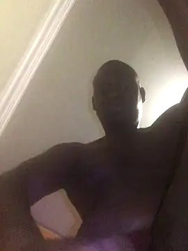 Snapshot of Remyblackhood chatting on September 11, 2025, 3:17 am Remyblackhood online show from September 11, 2025, 3:17 am