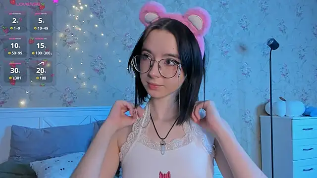 Nora Failure online show from January 15, 2025, 4:36 am