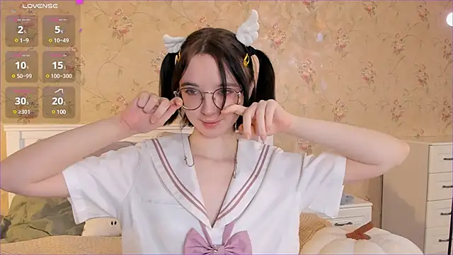 Nora Failure online show from December 19, 2024, 4:34 am