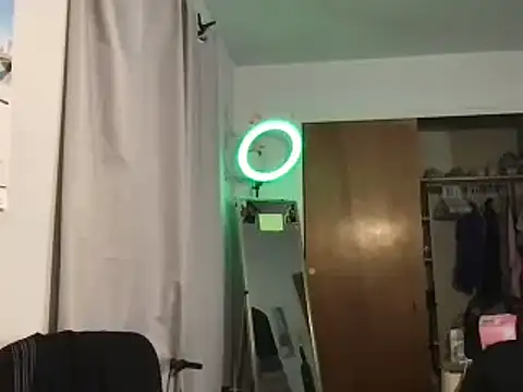 Snapshot of twentywithafelonyy chatting on December 29, 2024, 11:18 am twentywithafelonyy online show from December 29, 2024, 11:18 am