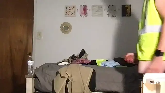 Snapshot of twentywithafelonyy chatting on October 12, 2025, 5:20 am twentywithafelonyy online show from October 12, 2025, 5:20 am