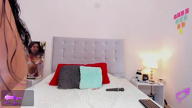 NiaBlanco online show from September 29, 2025, 7:41 pm