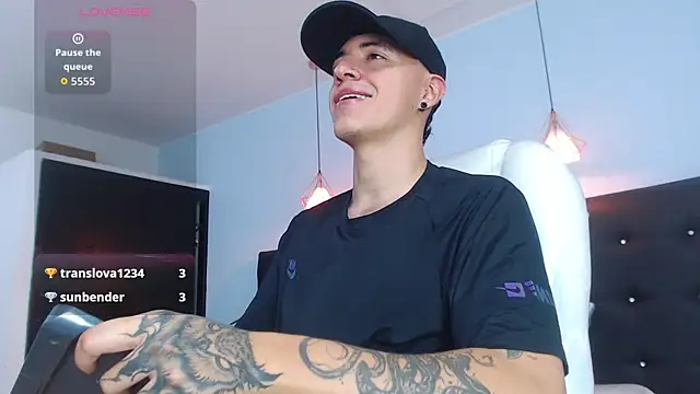 Lobo 17  online show from October 5, 2025, 3:52 am