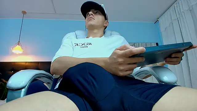 Lobo 17  online show from March 15, 2025, 6:36 am