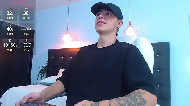 Lobo 17  online show from October 4, 2025, 4:36 am