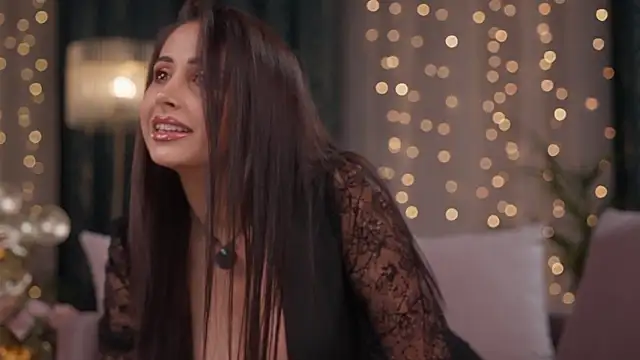 Snapshot of EllisSkyler chatting on February 24, 2026, 9:59 pm EllisSkyler online show from February 24, 2026, 9:59 pm