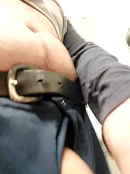 QcMisterv13 online show from December 19, 2025, 5:48 pm